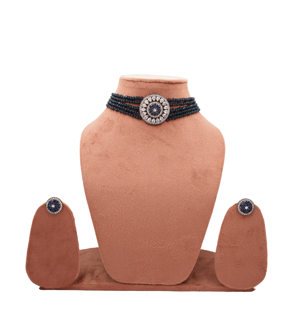 Stunning Emerald Navy Blue Necklace with stud earrings