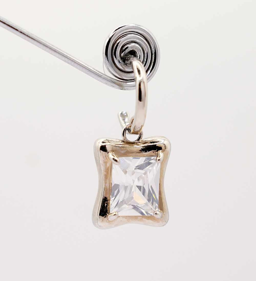 Silver stone with gold-plated earrings for girls