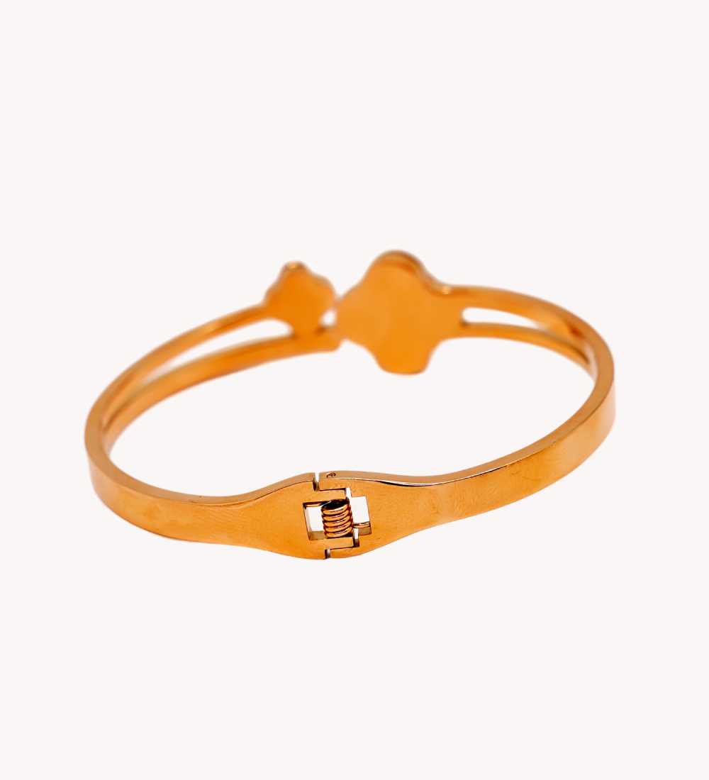Elegant Gold look Bracelet for women