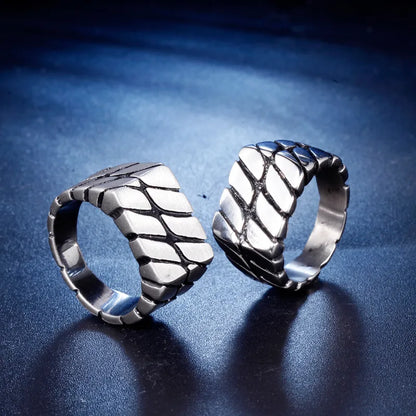 Premium Men's Statement Ring – Brushed Finish | Auksia