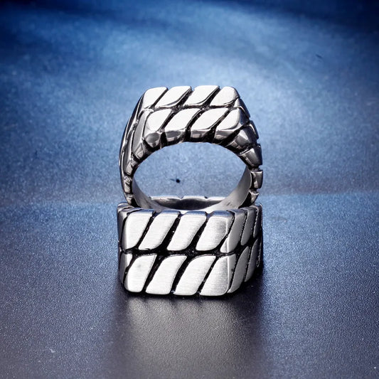 Premium Men's Statement Ring – Brushed Finish | Auksia