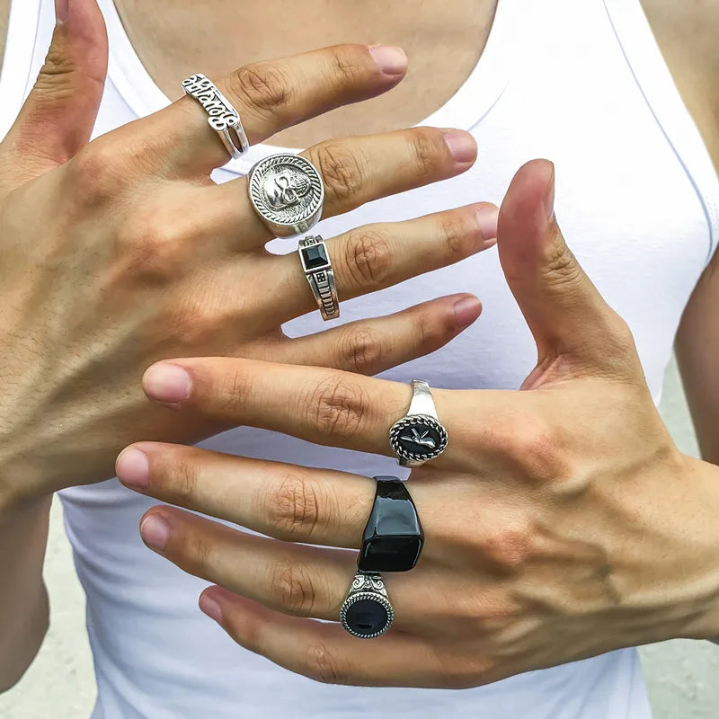 Men's Crystal-Set Ring – Refined Detail | Auksia