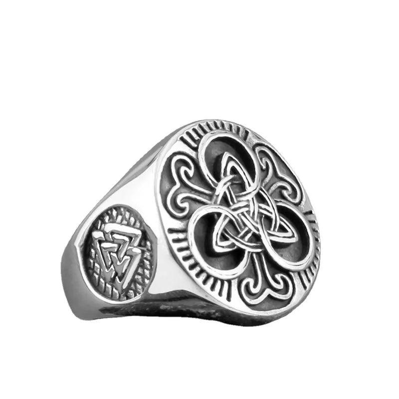 Premium Men's Statement Ring – Polished Finish | Auksia